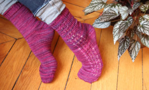 {Tricot} Delicate socks