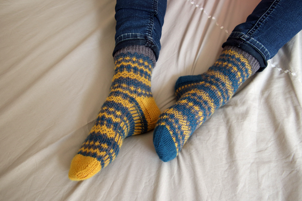 {Tricot} Popinjay Socks