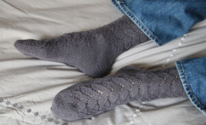 {Tricot} Monkey socks