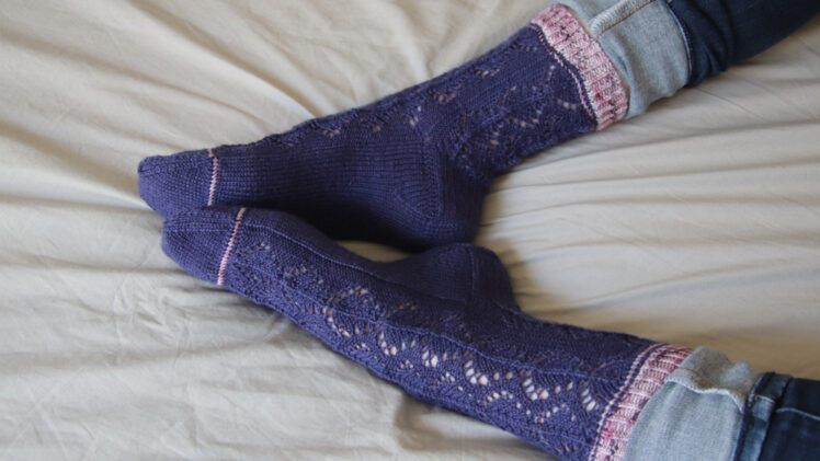 {Tricot} Into the lace socks