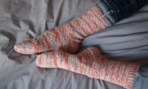 {Tricot} Les chaussettes Écume