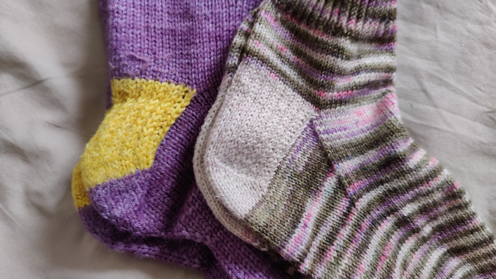 talon droit en languette ou intégré