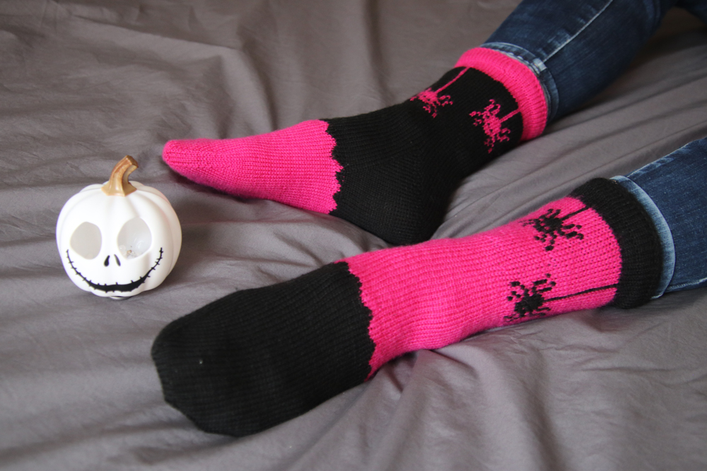 {Tricot} Creepy spider socks